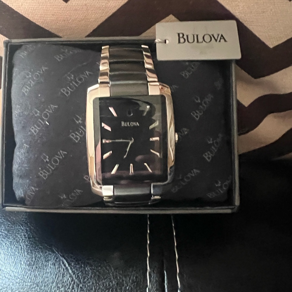 Bulova Men’s Watch Black Dial Stainless Steel Bracelet NWT NIB 98A117 - Picture 5 of 7